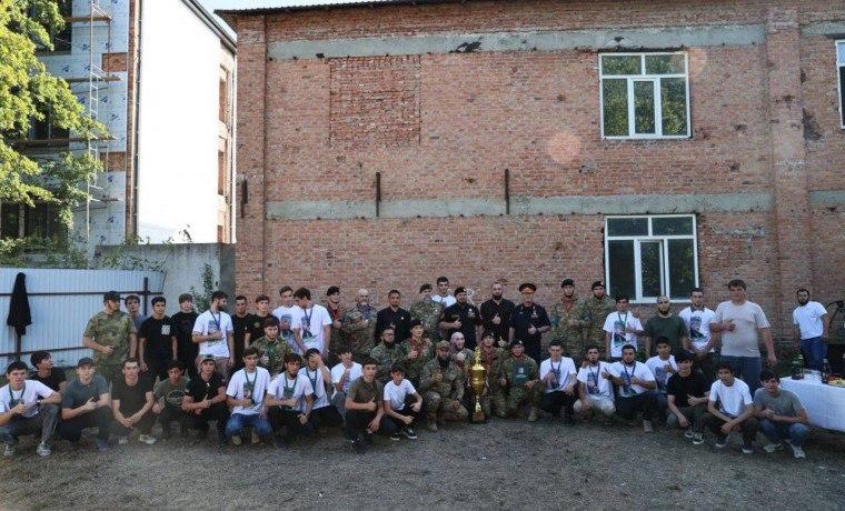 Дети защитников Отечества приняли участие в страйкбольном турнире в Чечне