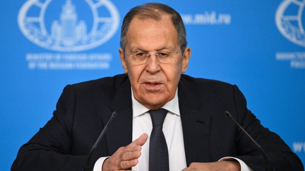 Лавров призвал фактчекинговое сообщество не закрываться от Запада