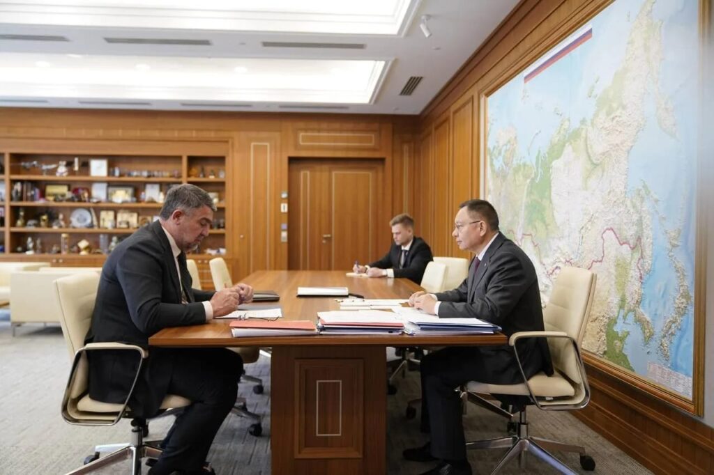 Муслим Зайпуллаев принял участие в рабочем совещании Ирека Файзуллина